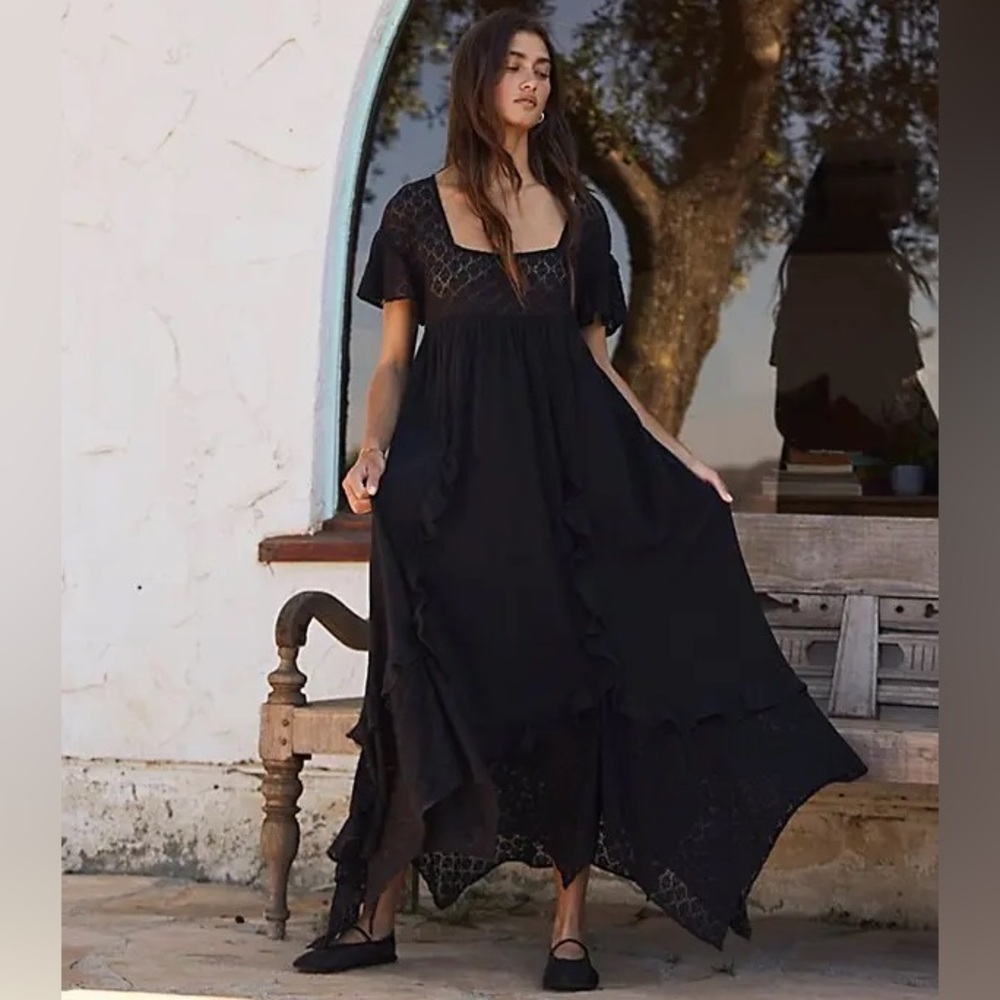 NWOT Free People Bring The Romance Black Lace Ruffle Babydoll Midi Dress size XS